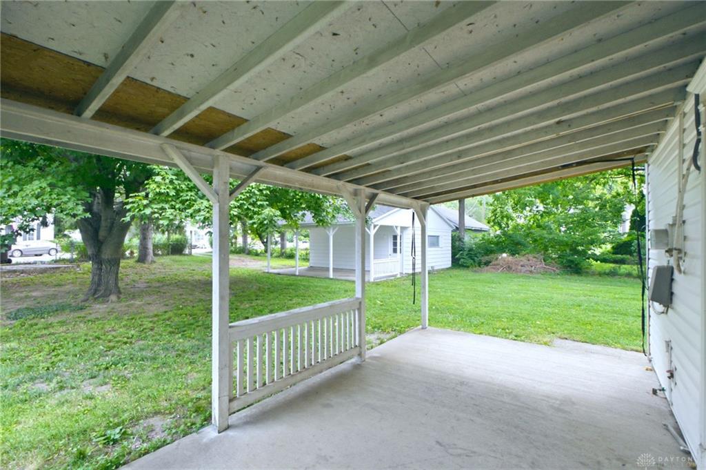 258 E Center Property Photo 30