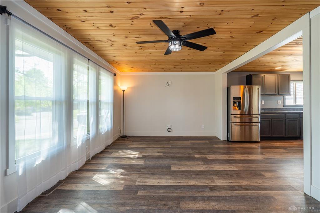 2793 Galewood Property Photo 7