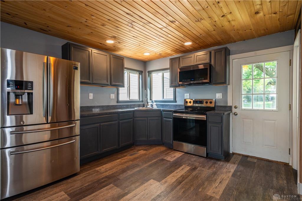 2793 Galewood Property Photo 12