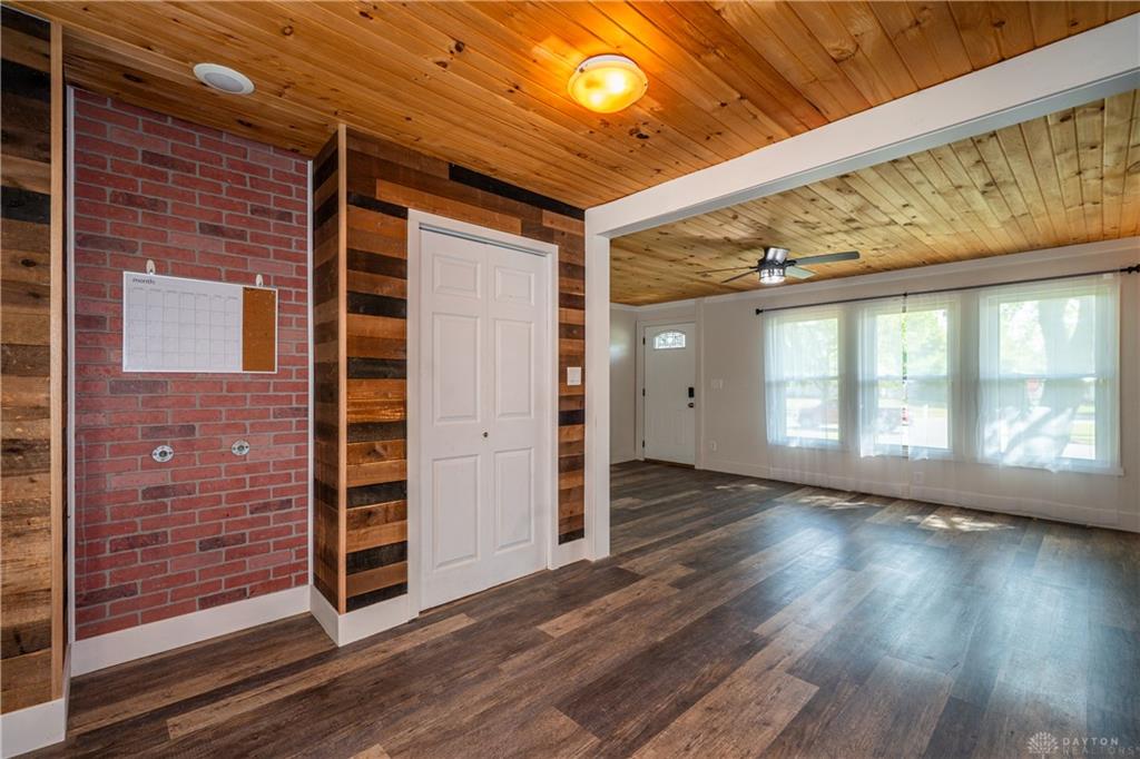 2793 Galewood Property Photo 15