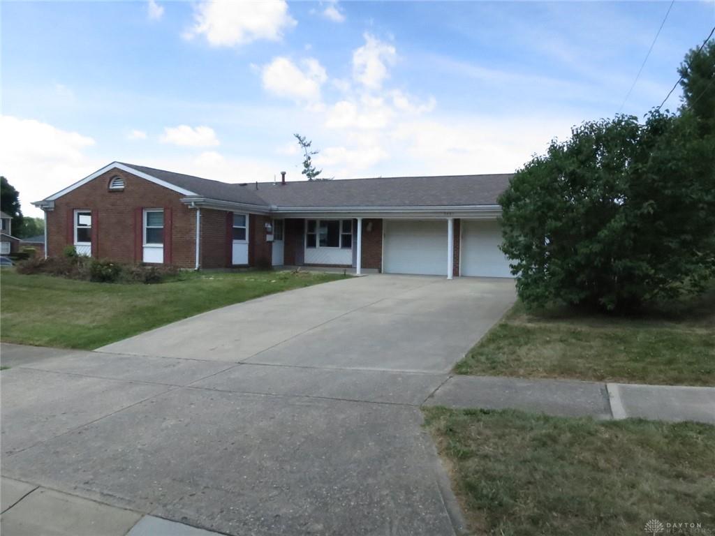 7001 Charing Property Photo 1