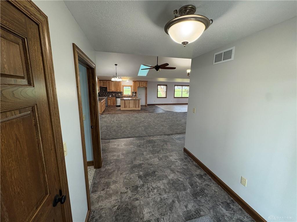 8853 Graw Property Photo 3