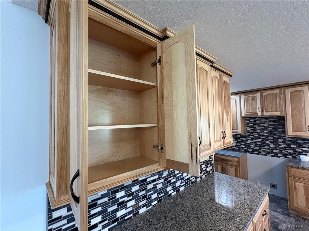 8853 Graw Property Photo 17