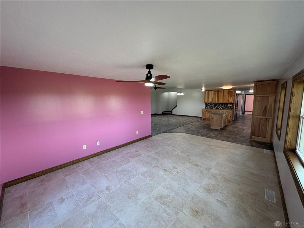 8853 Graw Property Photo 24