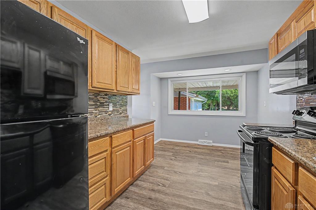 217 Whispering Property Photo 10