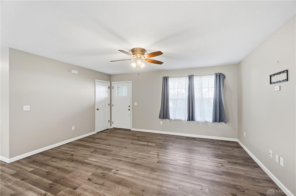 2675 Executive Property Photo 5