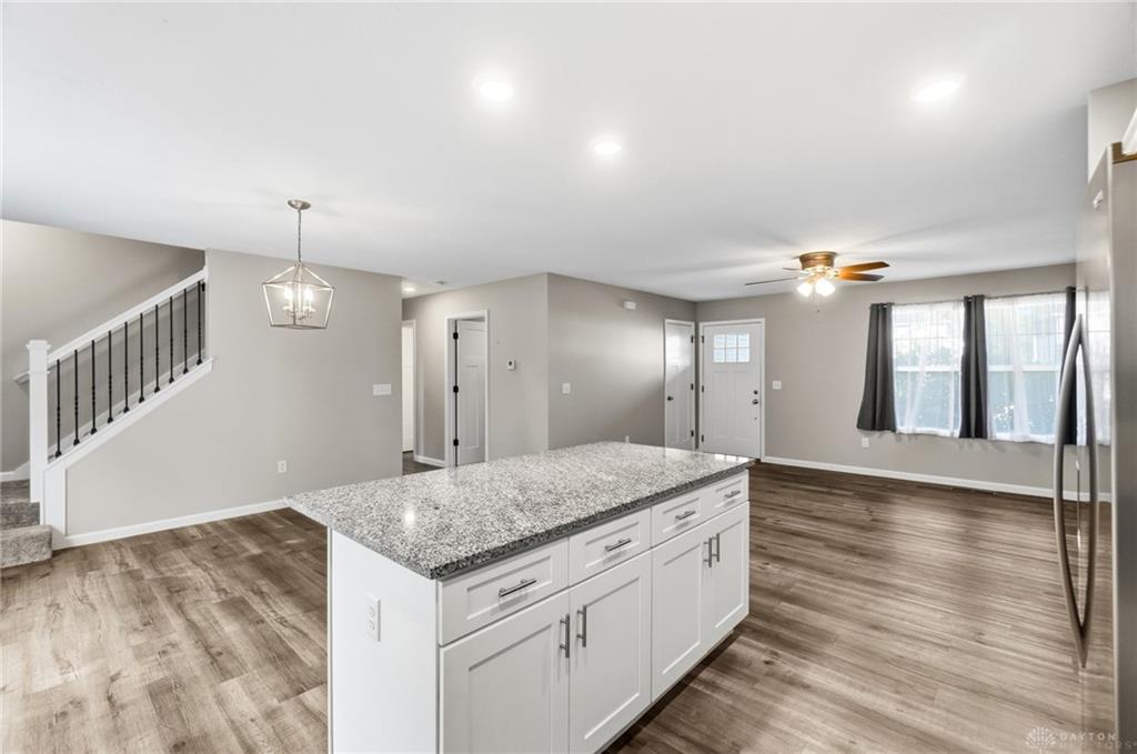2675 Executive Property Photo 10