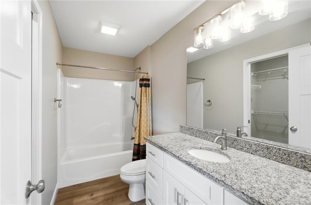 2675 Executive Property Photo 18