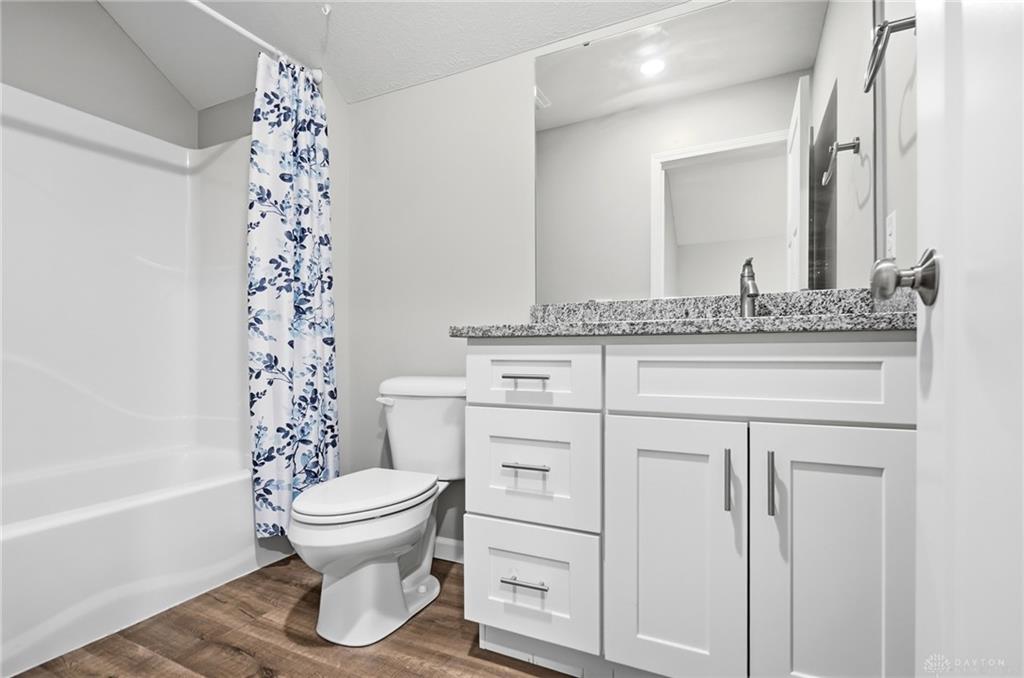 2675 Executive Property Photo 28