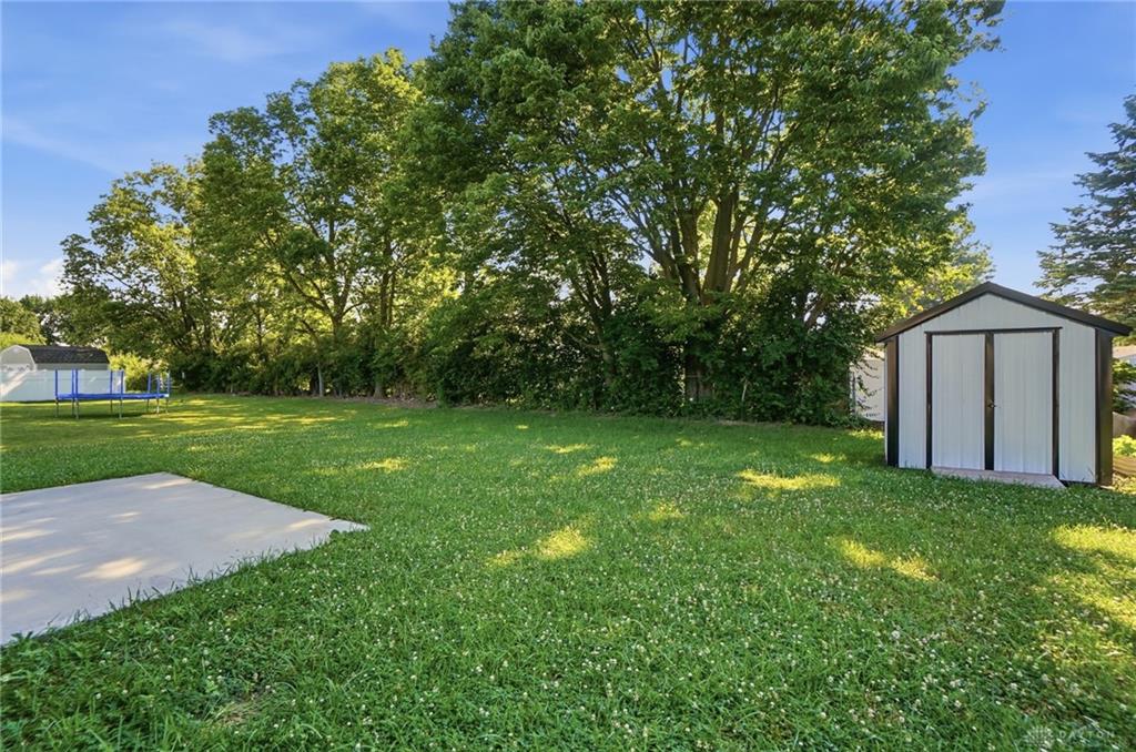 2675 Executive Property Photo 38