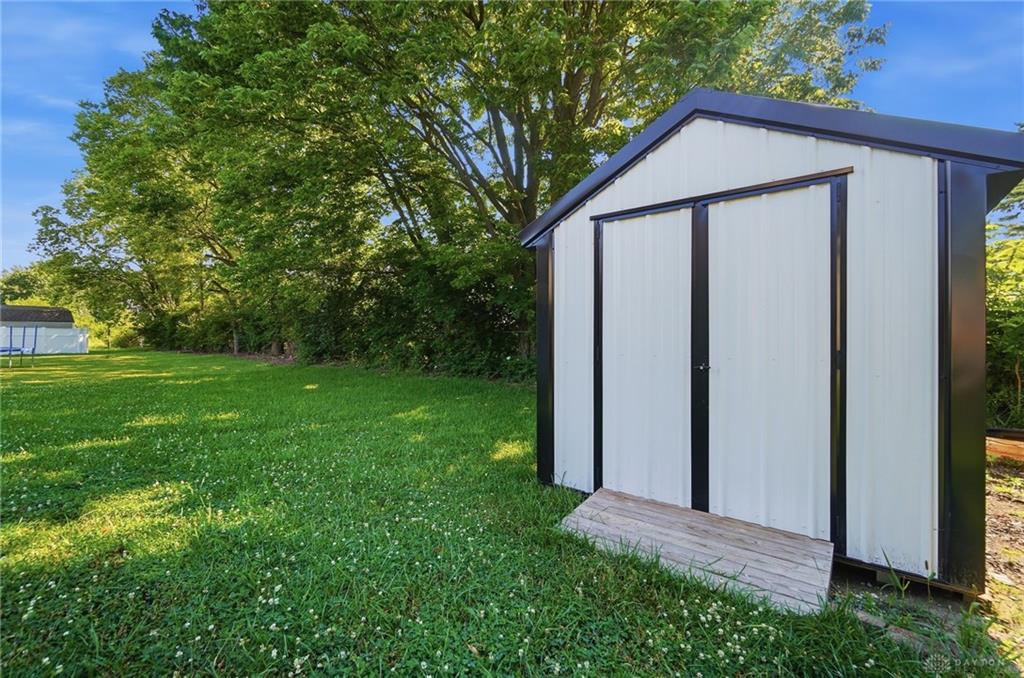 2675 Executive Property Photo 39
