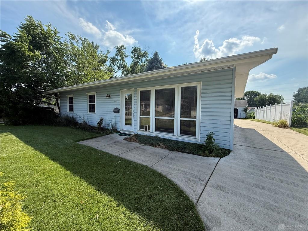 1229 Jeanette Property Photo 3