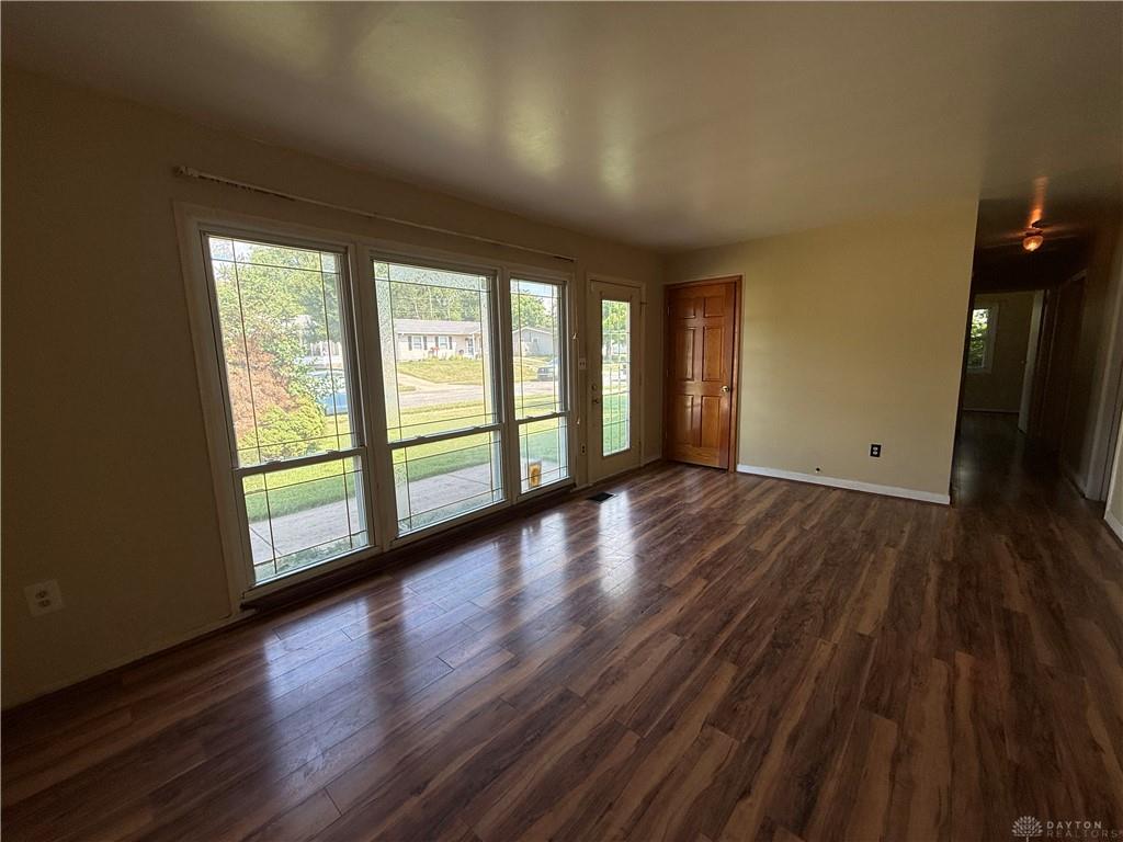 1229 Jeanette Property Photo 5