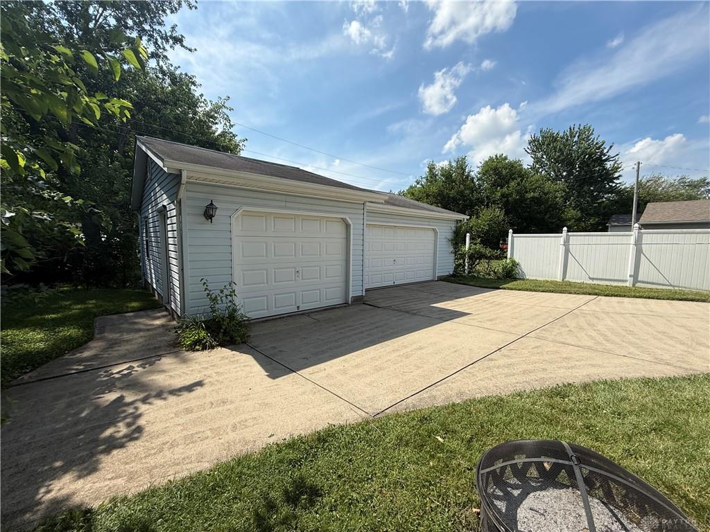 1229 Jeanette Property Photo 22