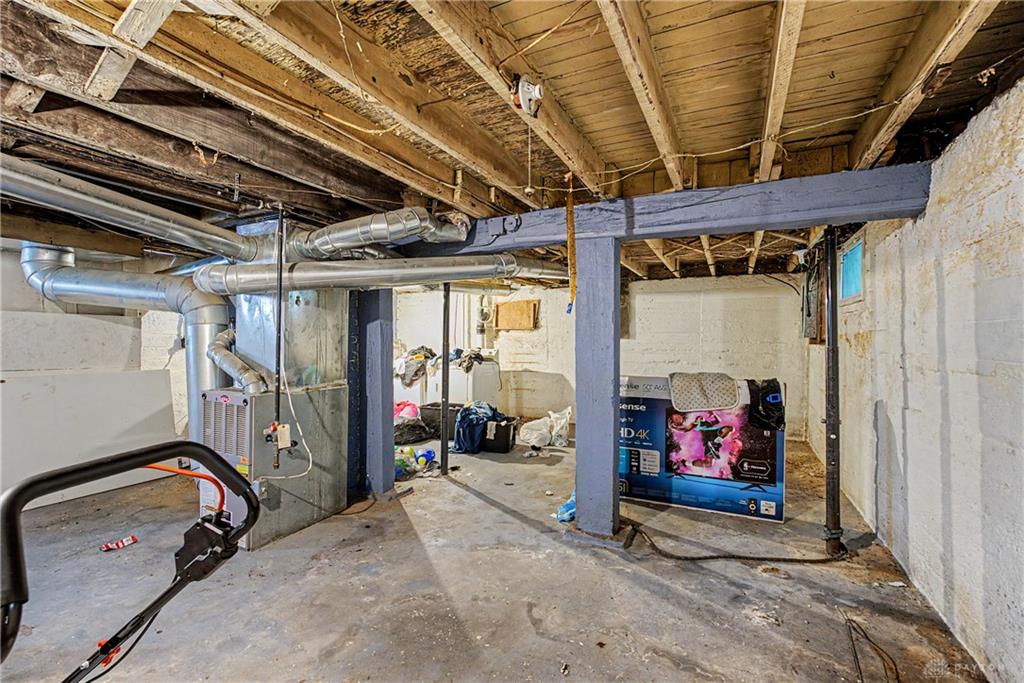 1106 Highland Property Photo 27