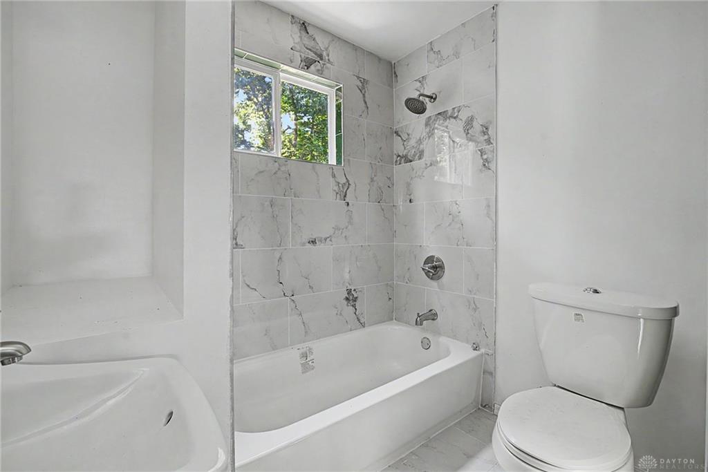 538 Shoop Property Photo 39
