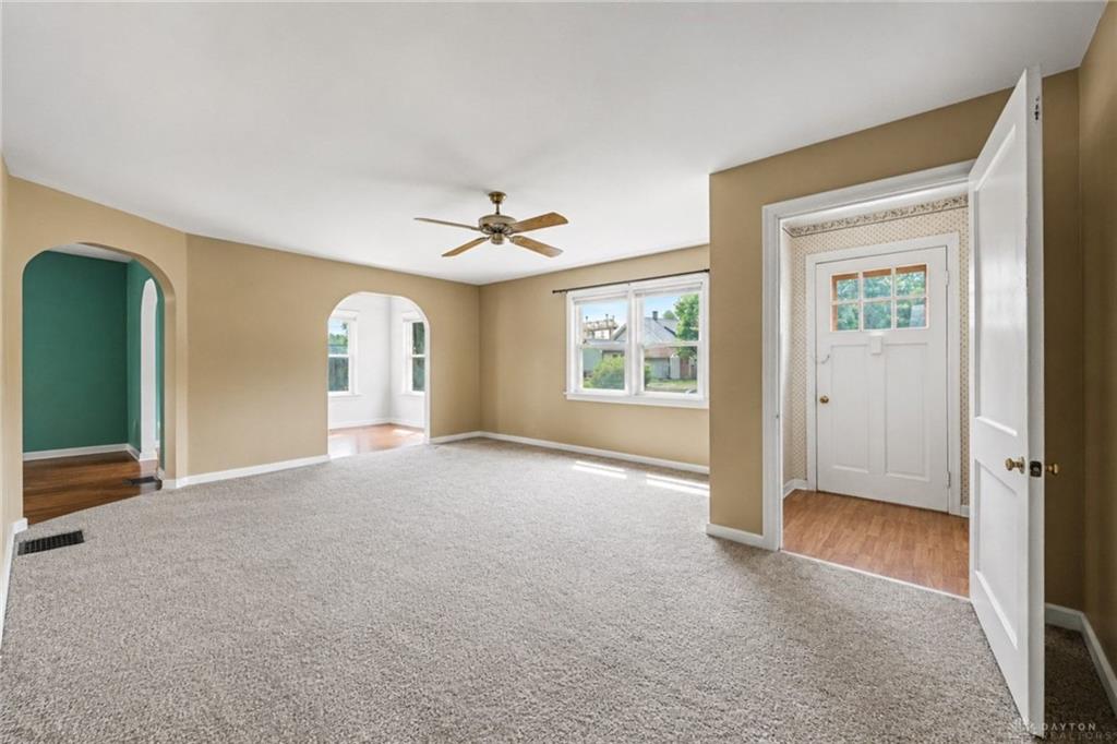 407 Virginia Property Photo 9