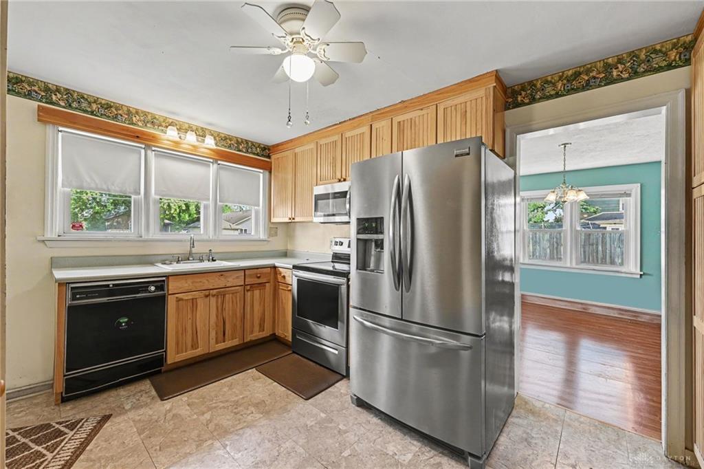 407 Virginia Property Photo 11