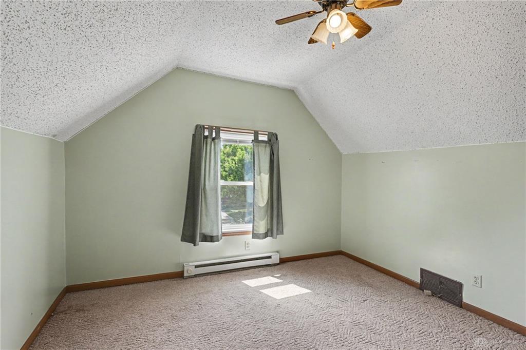 407 Virginia Property Photo 19