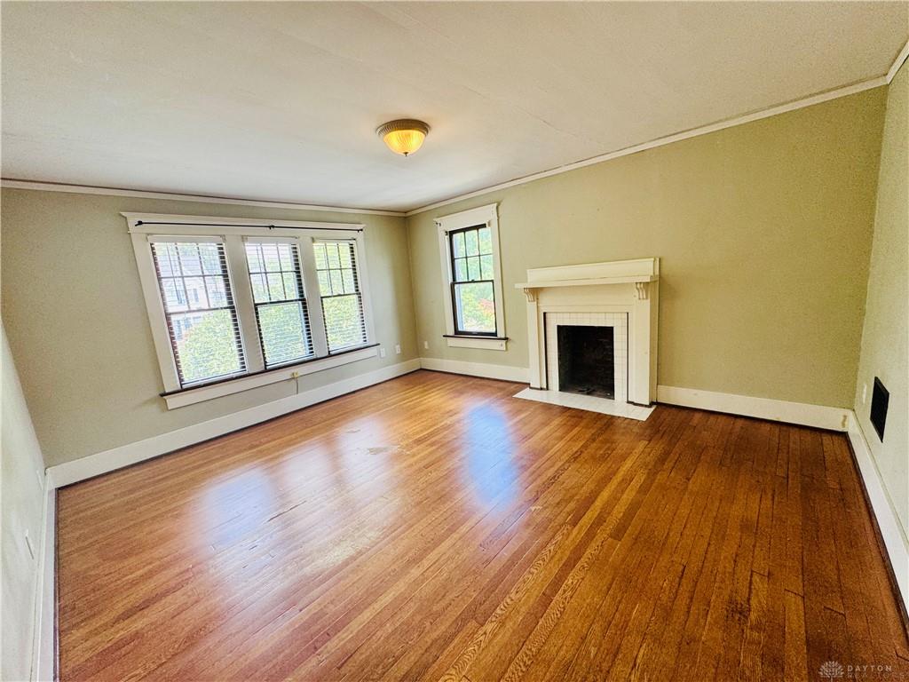 62 E Dixon Property Photo 36