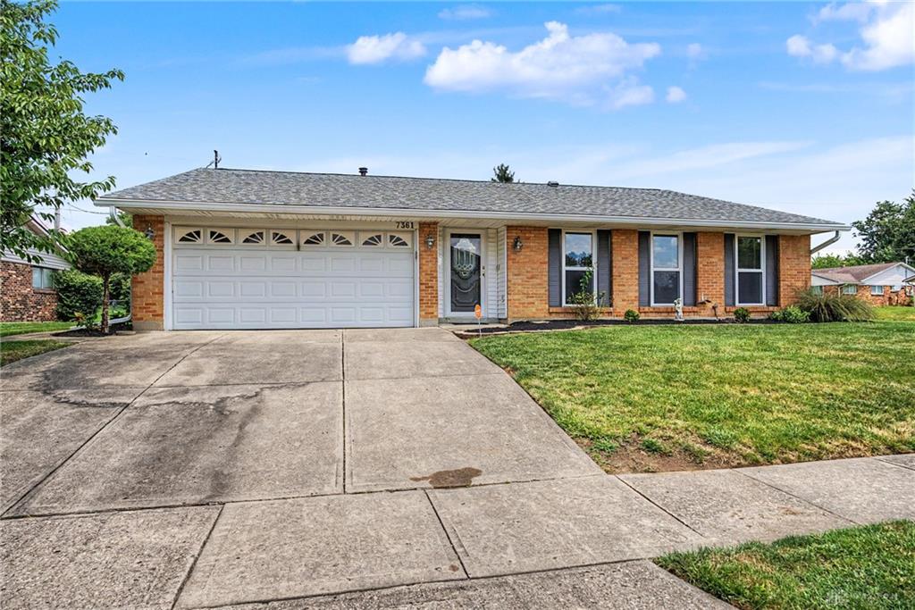 7361 Claircrest