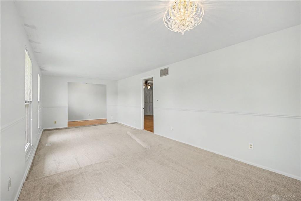 7361 Claircrest Property Photo 14