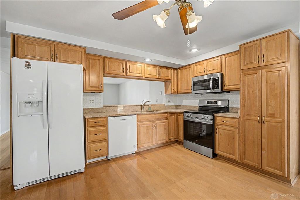 7361 Claircrest Property Photo 15