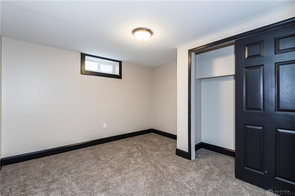 2421 Rugby Property Photo 28