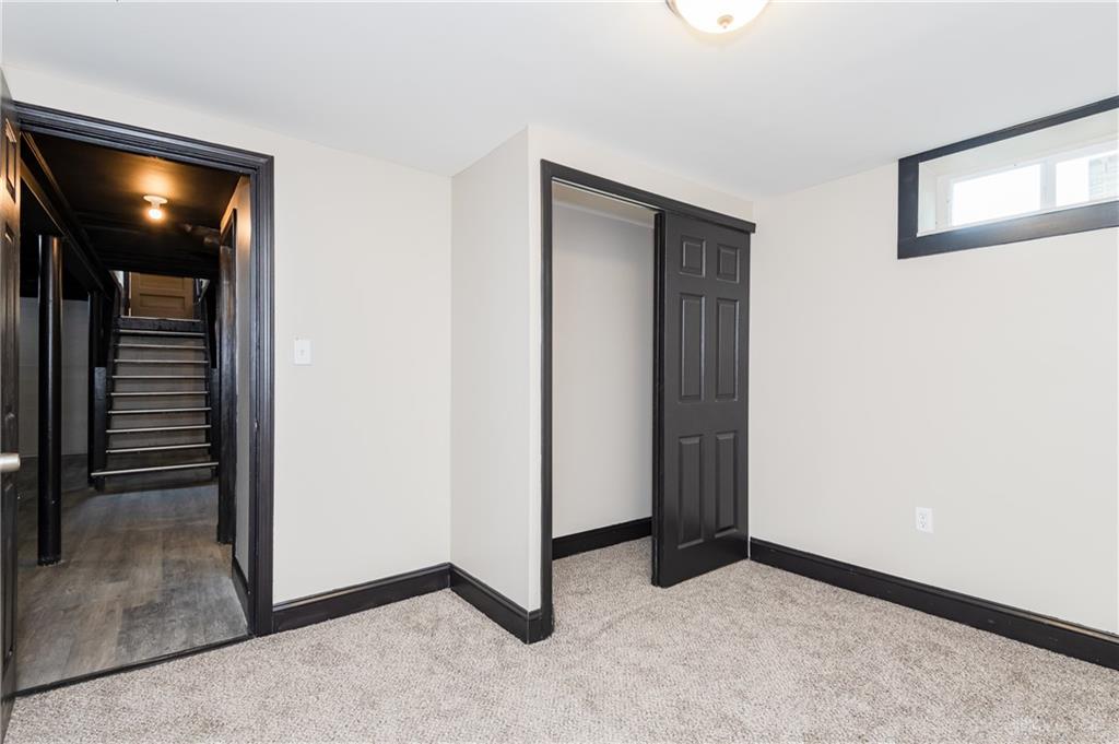 2421 Rugby Property Photo 31