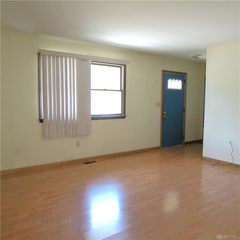 1633 Fair Oaks Property Photo 3