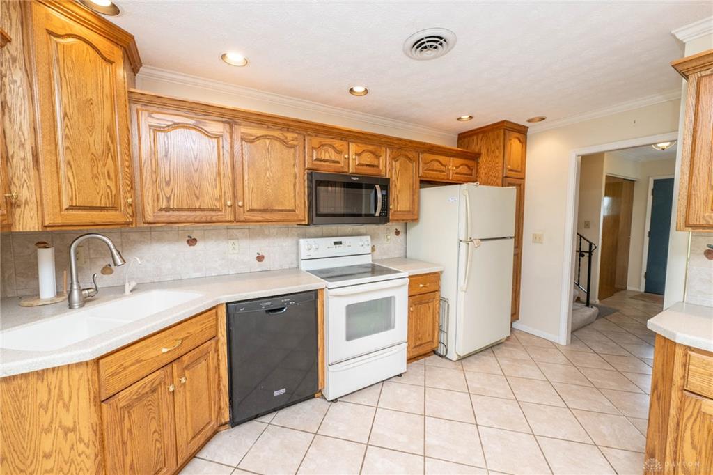8663 Crestway Property Photo 15