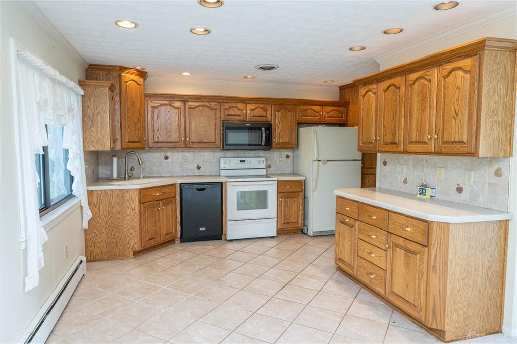 8663 Crestway Property Photo 16
