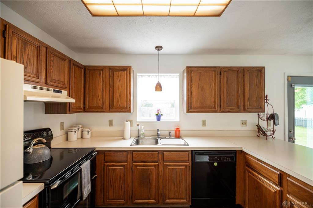 2748 Conestoga Property Photo 15