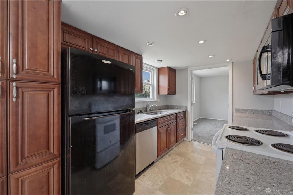 3704 Mandalay Property Photo 11