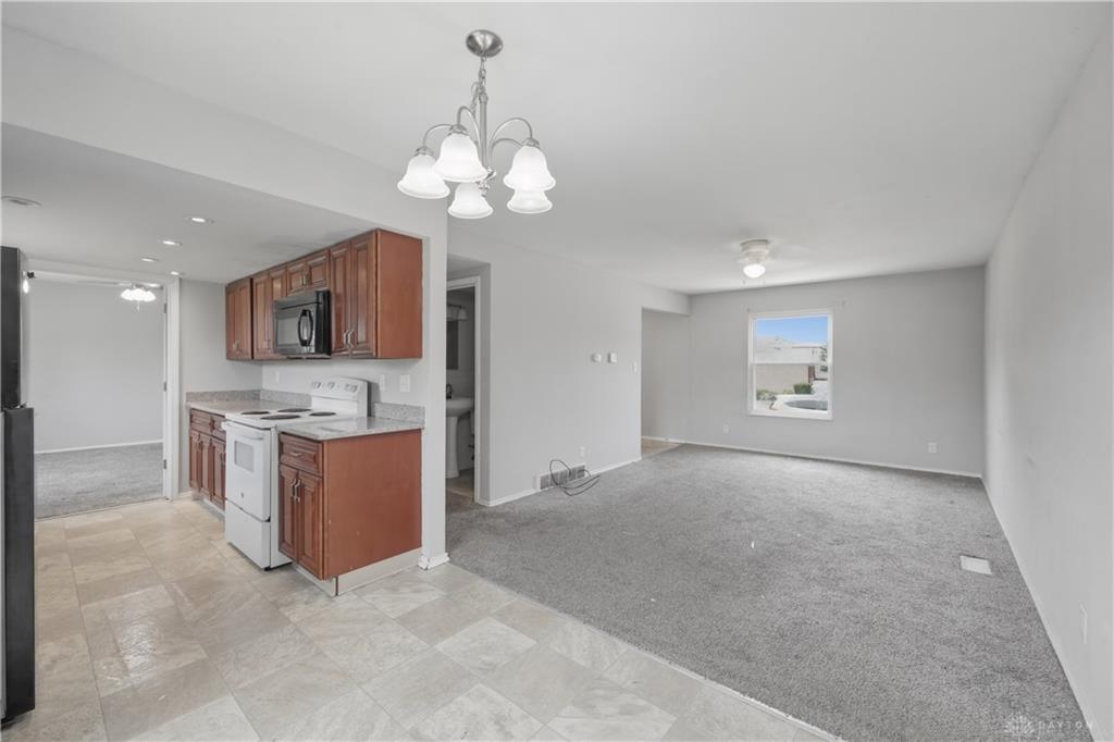 3704 Mandalay Property Photo 12