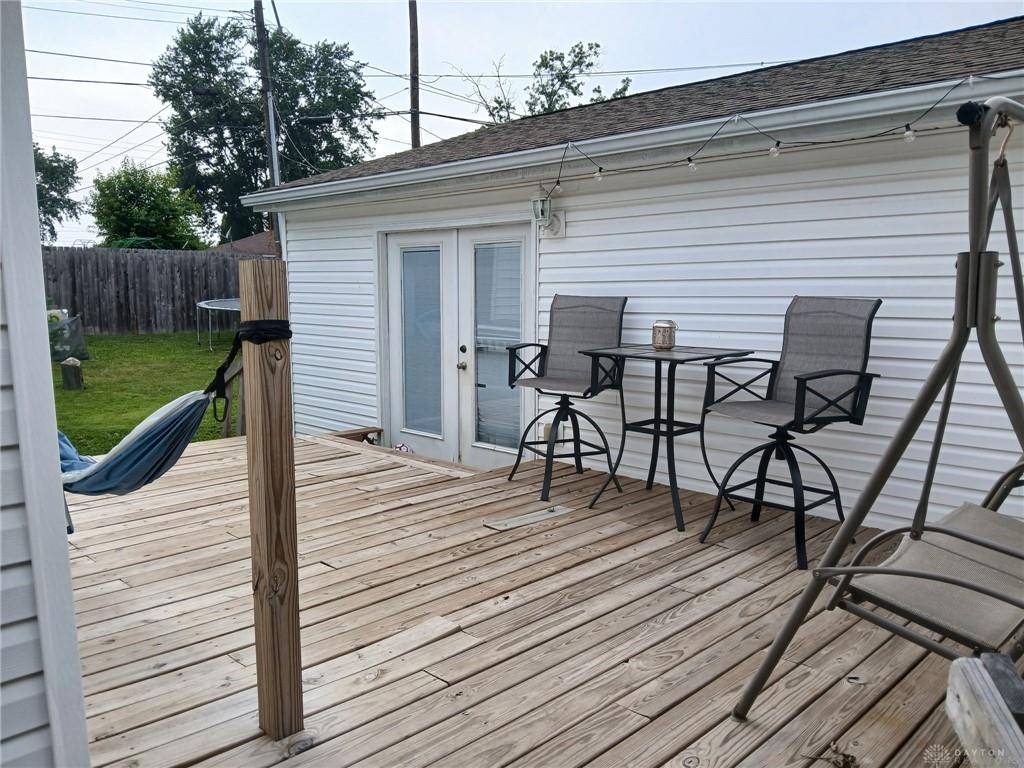 404 Pinewood Property Photo 22