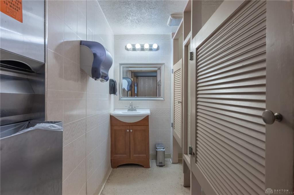 2375 Upper Valley Property Photo 100