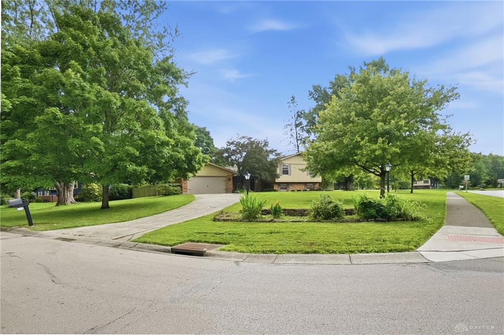 8800 Sugarcreek Property Photo 3
