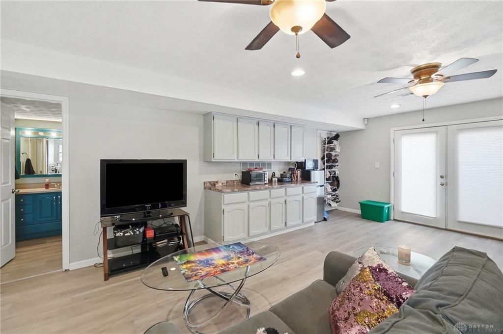 8800 Sugarcreek Property Photo 44