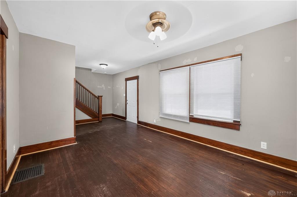 125 Rosewood Property Photo 6