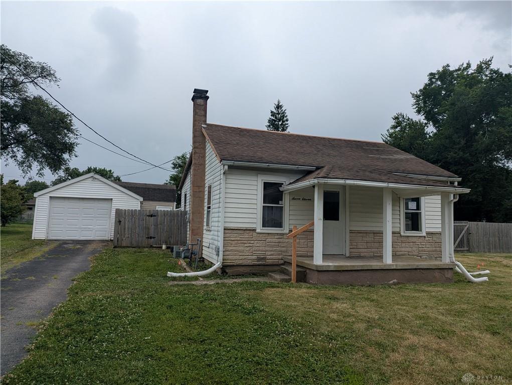711 Kinnane Property Photo 1