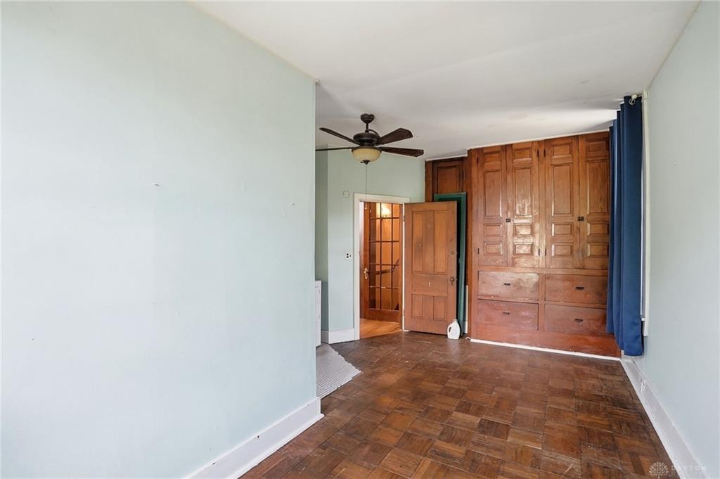 515 E Linden Property Photo 40