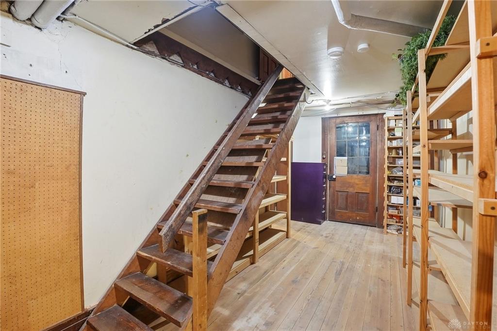 515 E Linden Property Photo 43