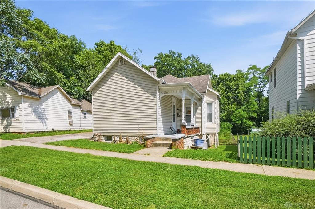 211 Cincinnati Property Photo 2