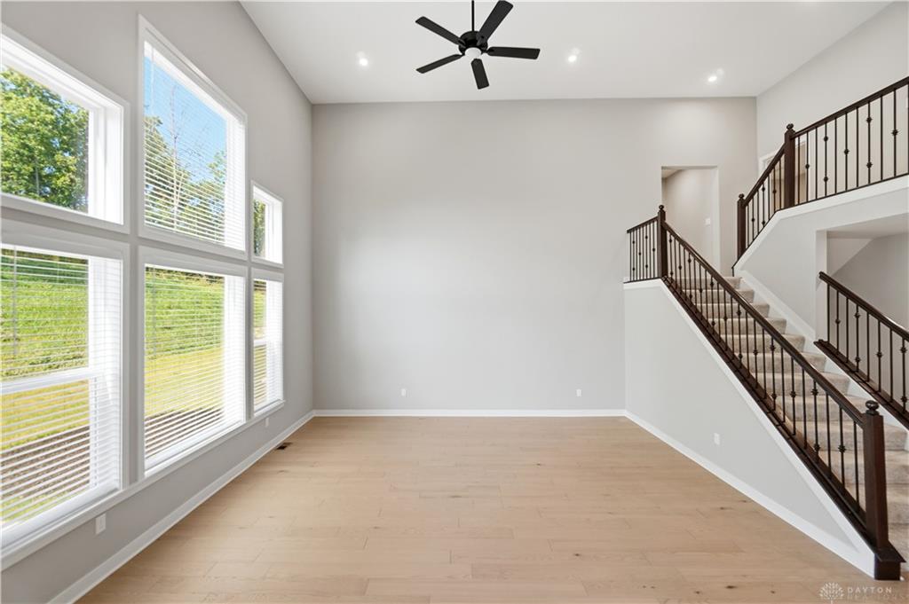 2425 Bent Grass Property Photo 11