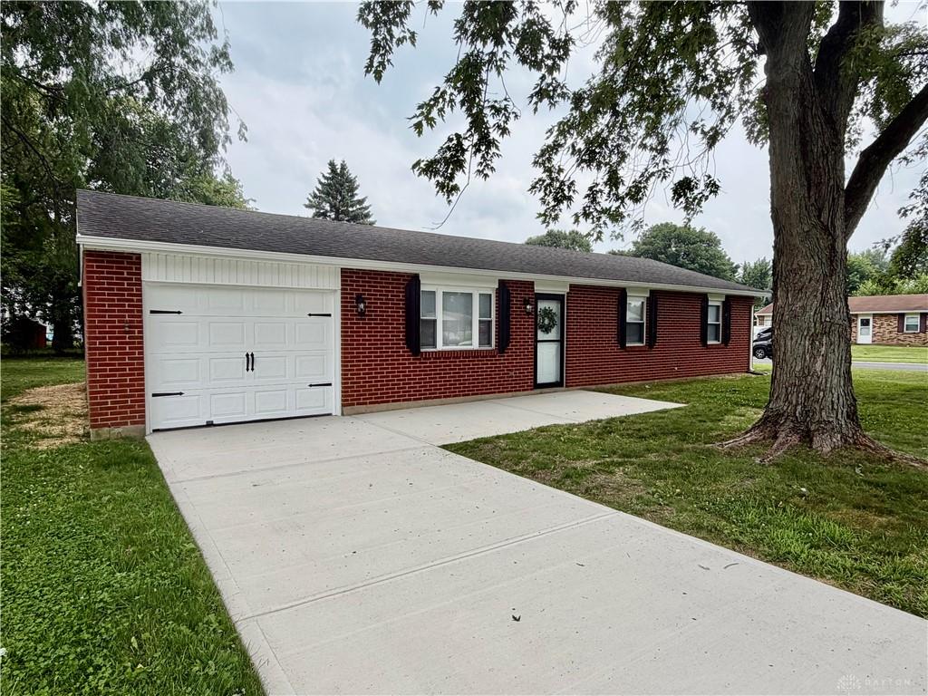 526 S Maple Property Photo 1