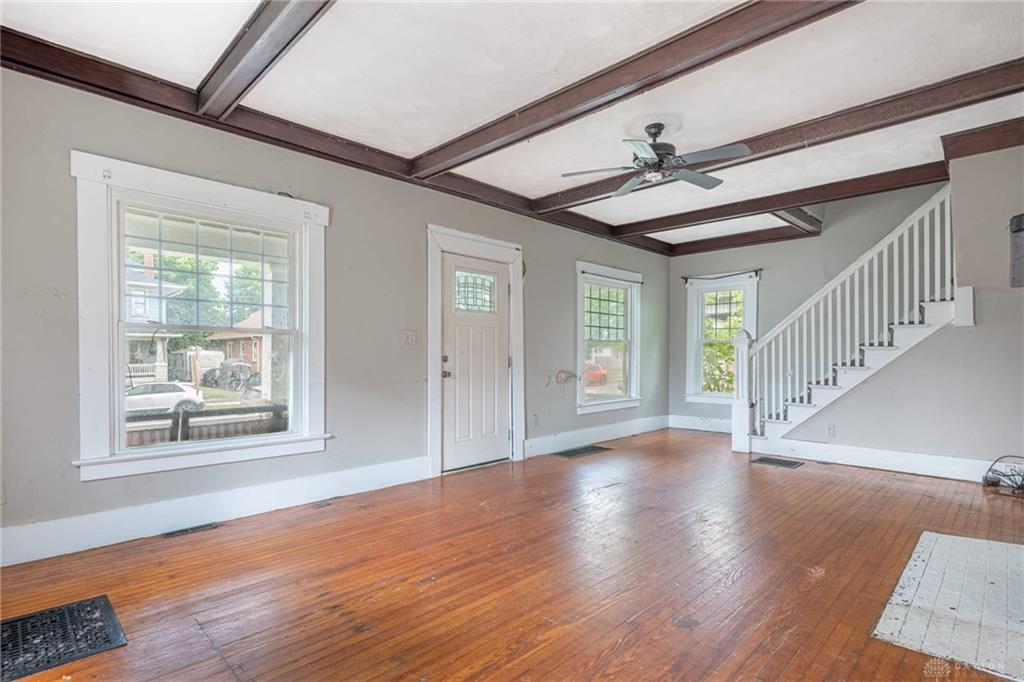 555 E Madison Property Photo 4
