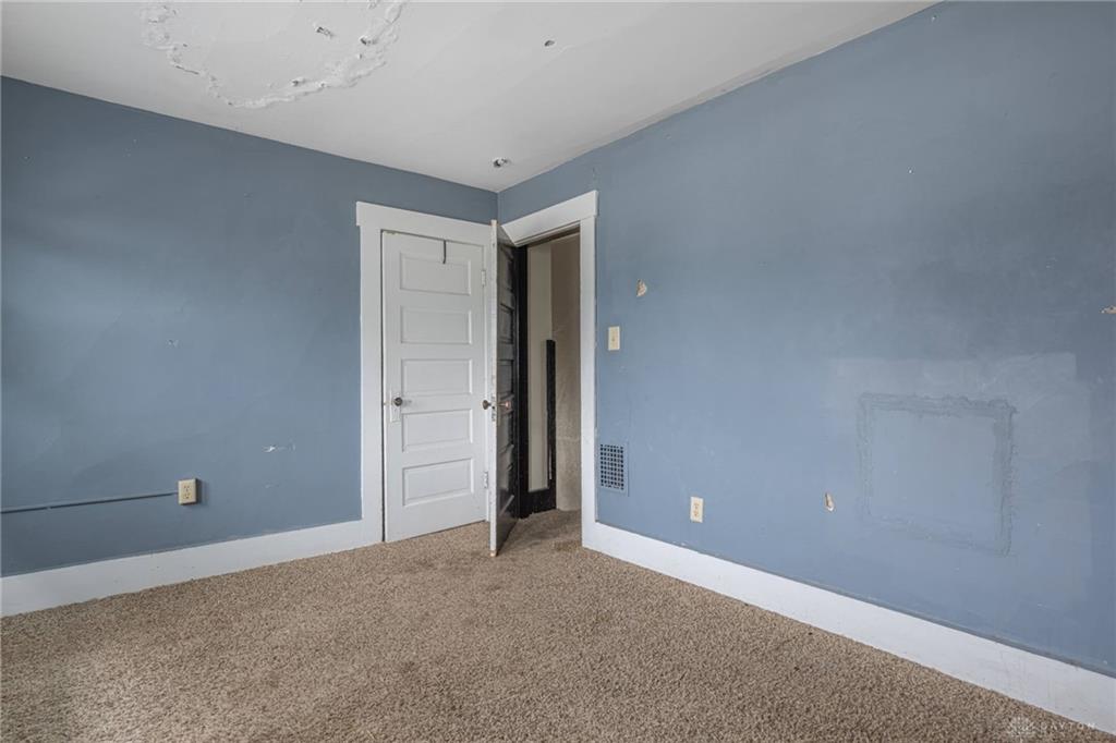 555 E Madison Property Photo 15