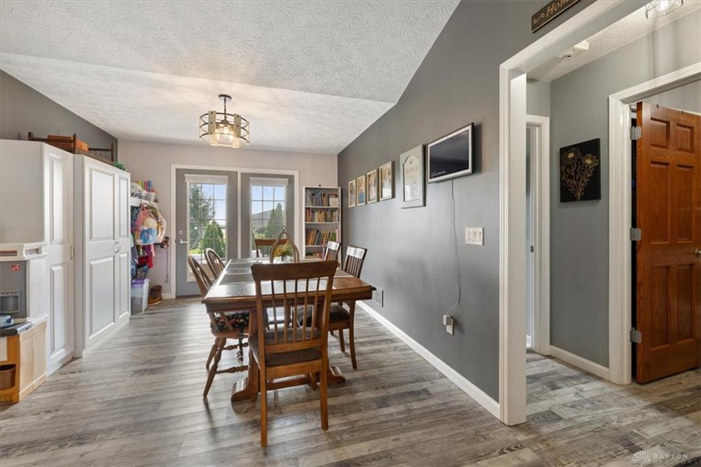 105 Sierra Property Photo 17