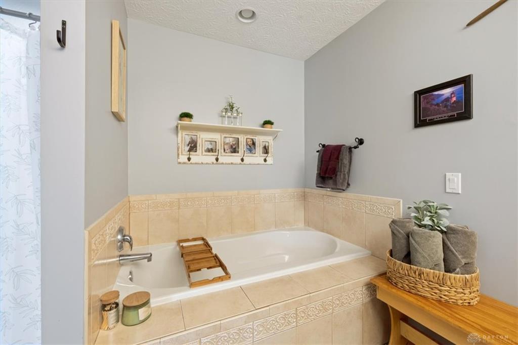 105 Sierra Property Photo 26